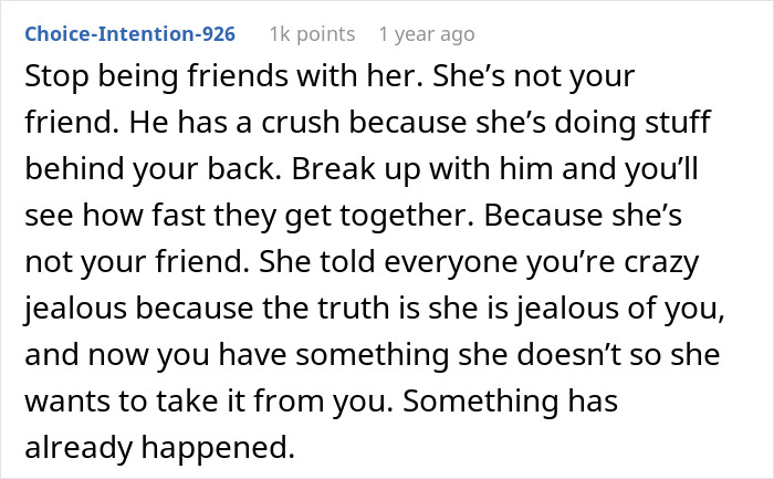 Comment discussing a woman discovering her fianc&eacute;&rsquo;s crush on her best friend and relationship advice.