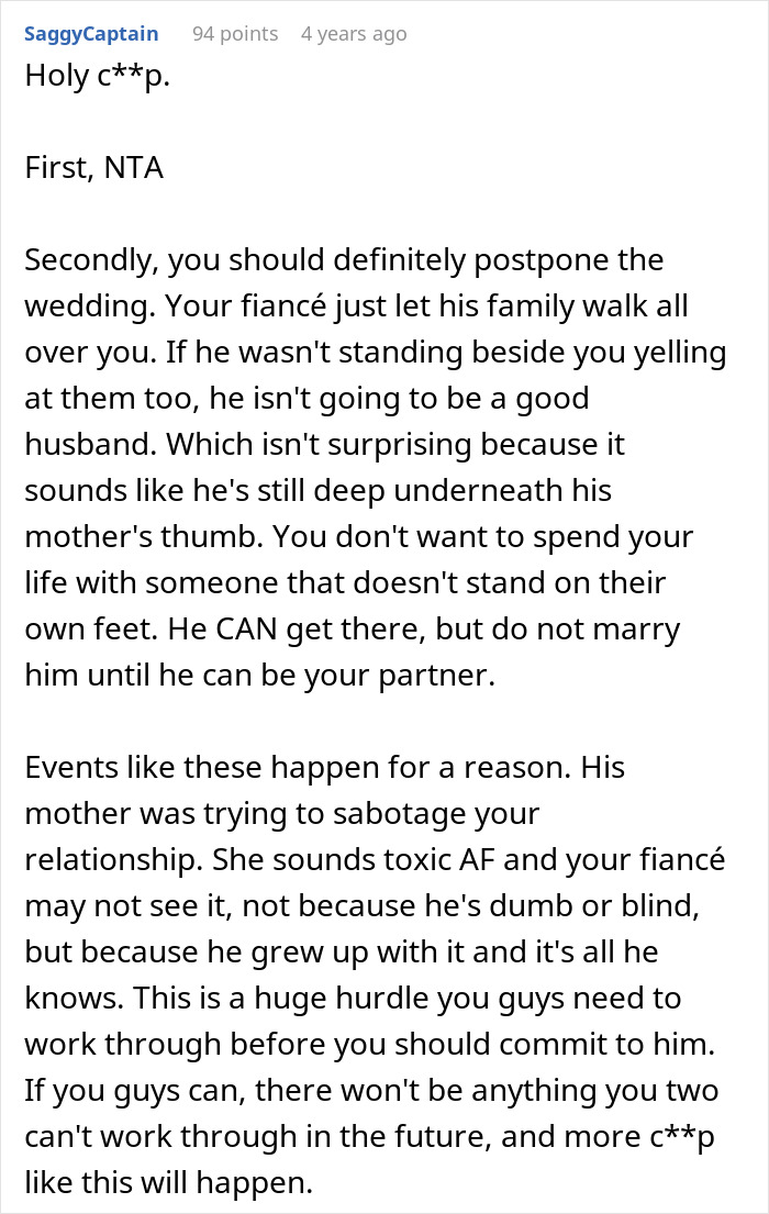 Screenshot of a comment advising a woman to postpone her wedding after her fianc&eacute;&rsquo;s mother ruined her wedding dress.
