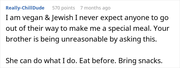 Screenshot of a Reddit comment discussing an entitled brother expecting sister to pay $3,500 for kosher wedding meals.