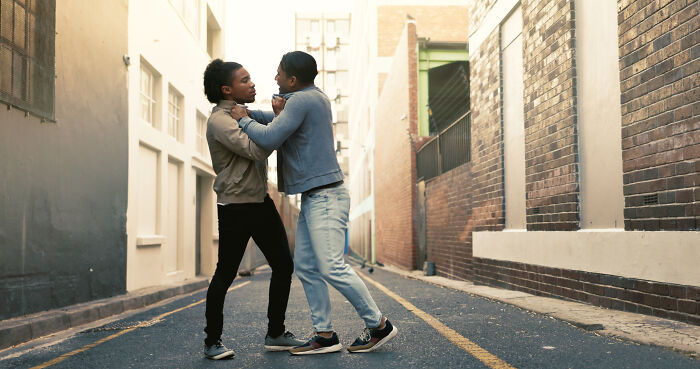 50 People Share Morally Questionable Life Hacks That Actually Worked