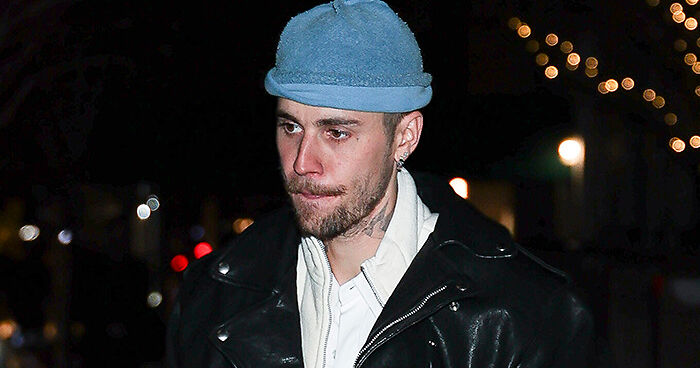 Justin Bieber’s “Sad” Confession After “Aggressive” Meltdown At Paparazzi Raises Concerns