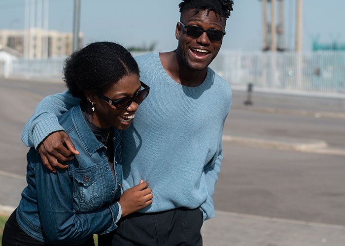 "She's Ugly": Man Wants To Give His Friend A Reality Check About His Delusional Dating Mindset "She's Ugly": Man Wants To Give His Friend A Reality Check About His Delusional Dating Mindset