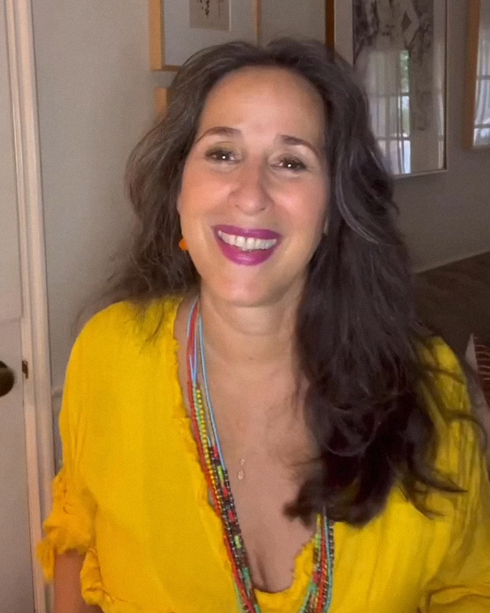 Iconic 'Friends' Actress, 63, Stuns Fans With Gray Hair In Rare Red Carpet Appearance