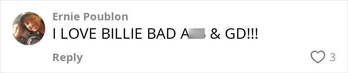 Comment praising Green Day's Billie Joe Armstrong with a fan expressing love for the band and artist.