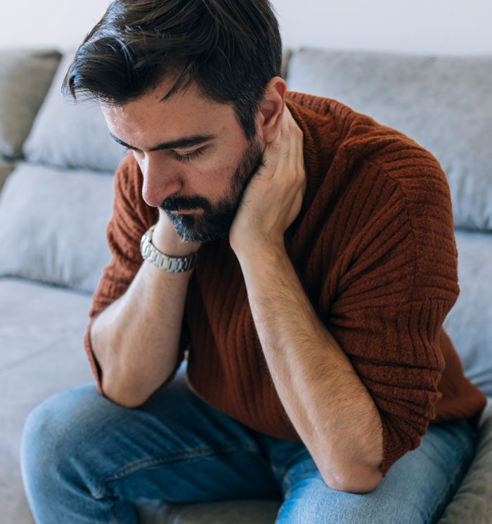 “Are You 6?”: Woman Ruins Her BF’s Proposal Because She Was Hangry, Splits The Internet “Are You 6?”: Woman Ruins Her BF’s Proposal Because She Was Hangry, Splits The Internet