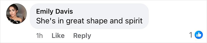 Comment from Emily Davis saying "She's in great shape and spirit" on a post about Heidi Klum's viral bikini snap response.