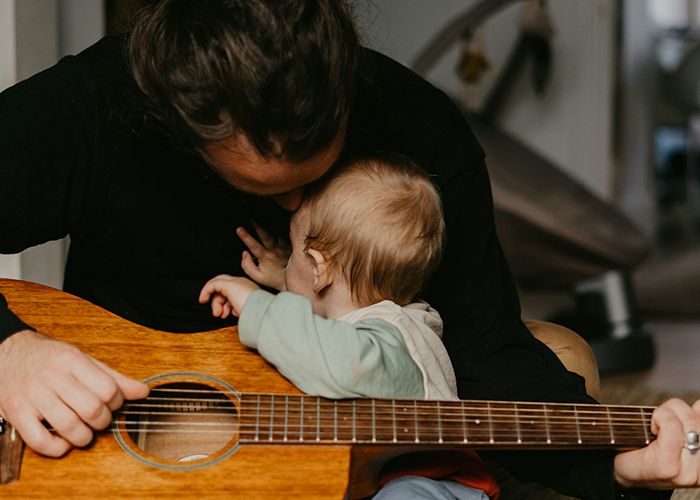 Man Walks Out On Newborn Daughter After C-Section &ldquo;Ruins&rdquo; His Perfect Family, Wife Left In Shock