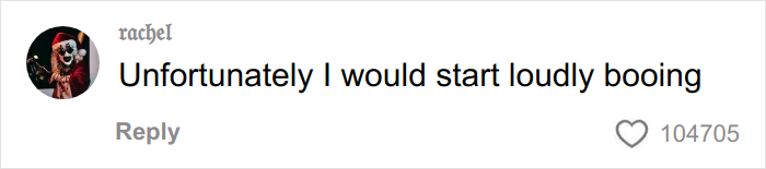 “My Worst Nightmare”: Stranded Passengers Get A Free Concert They Never Asked For “My Worst Nightmare”: Stranded Passengers Get A Free Concert They Never Asked For