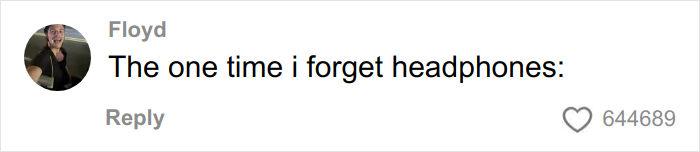 “My Worst Nightmare”: Stranded Passengers Get A Free Concert They Never Asked For “My Worst Nightmare”: Stranded Passengers Get A Free Concert They Never Asked For