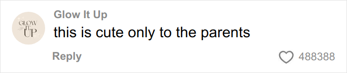 “My Worst Nightmare”: Stranded Passengers Get A Free Concert They Never Asked For “My Worst Nightmare”: Stranded Passengers Get A Free Concert They Never Asked For