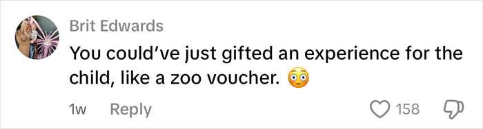 Comment criticizes mom&rsquo;s insulting birthday gift, sparking fierce backlash and questioning what is wrong with this woman.