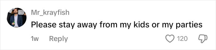 Comment saying please stay away from my kids or my parties, reflecting mom&rsquo;s insulting birthday gift backlash online.