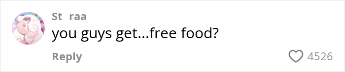 Comment on teens sharing what American school lunches look like, expressing surprise about free food availability.
