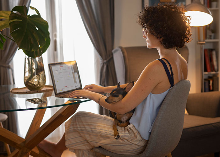 35 Anonymous Confessions That Are As Dark As They Are Honest