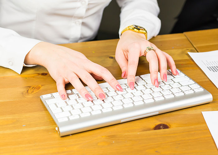 35 Anonymous Confessions That Are As Dark As They Are Honest