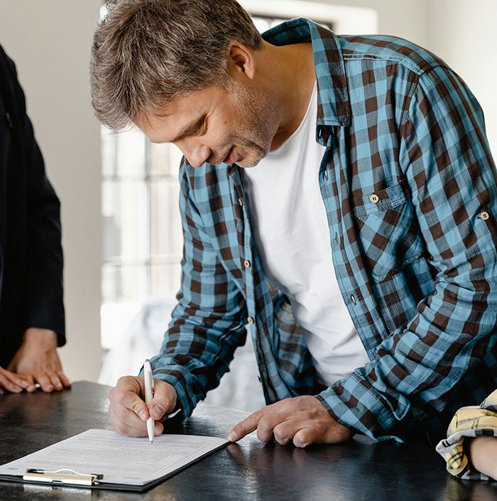 &ldquo;Why Would I Pay For A Room In A House I Own?&rdquo;: Woman Reveals She&rsquo;s The Landlord, Sparks Chaos