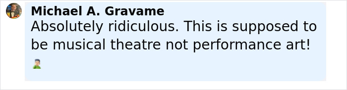 Comment criticizing Rachel Zegler performance, expressing outrage over watching her on screens despite paying for live show.