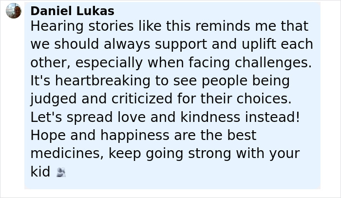 Comment by Daniel Lukas supporting a mom with a rare skin condition facing criticism for having a baby.