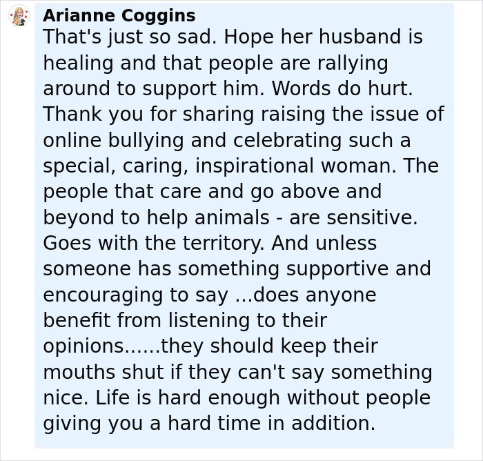 Woman Who Spent Years Rescuing Exotic Animals Takes Her Own Life At 29 After Being Bullied Online Woman Who Spent Years Rescuing Exotic Animals Takes Her Own Life At 29 After Being Bullied Online