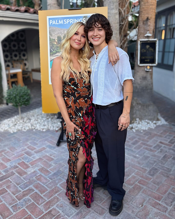 Pitch Perfect star and girlfriend posing outdoors, highlighting their 18-year age gap after public backlash and fiery defense statement.