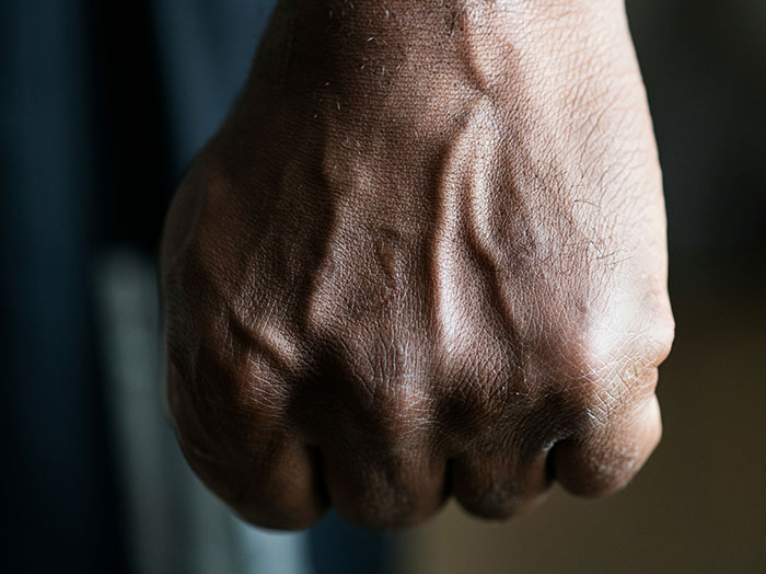 Someone Asks Psychologists To Share Their Scariest Encounters, And Here Are 44 Patient Stories