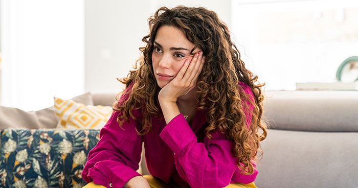 Woman Refuses To Cut Her Hair For Boyfriend’s Mom’s Fancy B-day Dinner, Sparking Drama