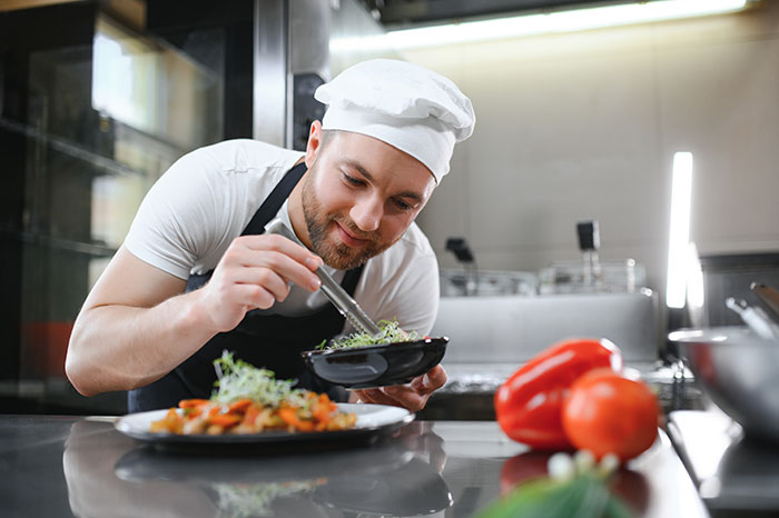 45 Real-Life Scenes That Prove Rich People Live In A Sitcom We’re Not A Part Of