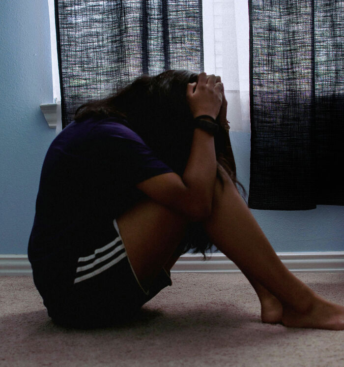 Therapists Reveal The Stories That Quietly Broke Their “No Judgment” Rule