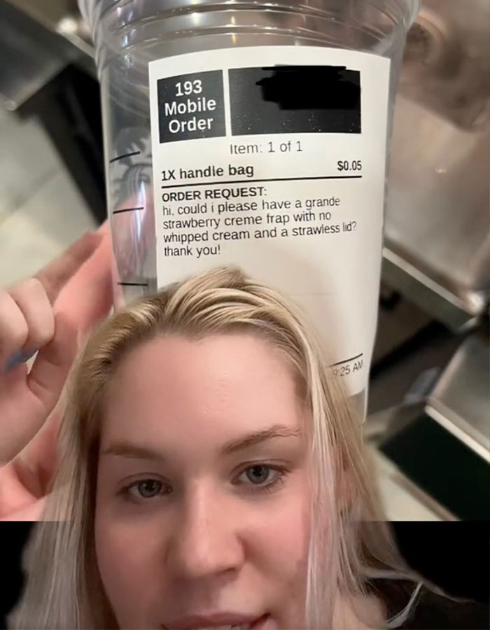 Starbucks Barista Shuts Down Customer&rsquo;s 5-Cent "Hack" For Free Drink In Viral Video