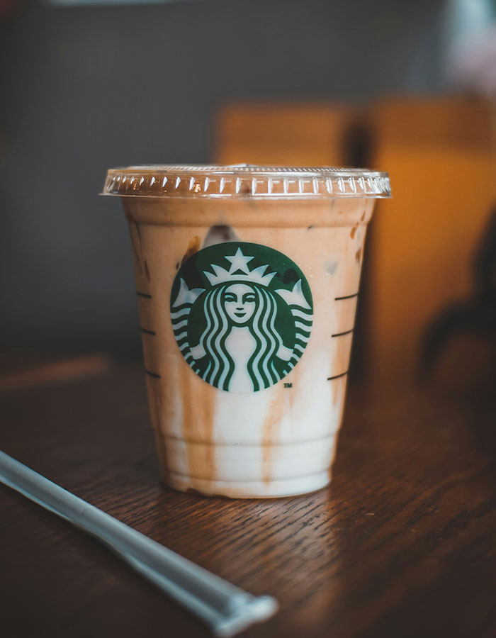 Starbucks Barista Shuts Down Customer&rsquo;s 5-Cent "Hack" For Free Drink In Viral Video