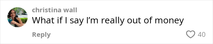 Starbucks Barista Shuts Down Customer&rsquo;s 5-Cent "Hack" For Free Drink In Viral Video