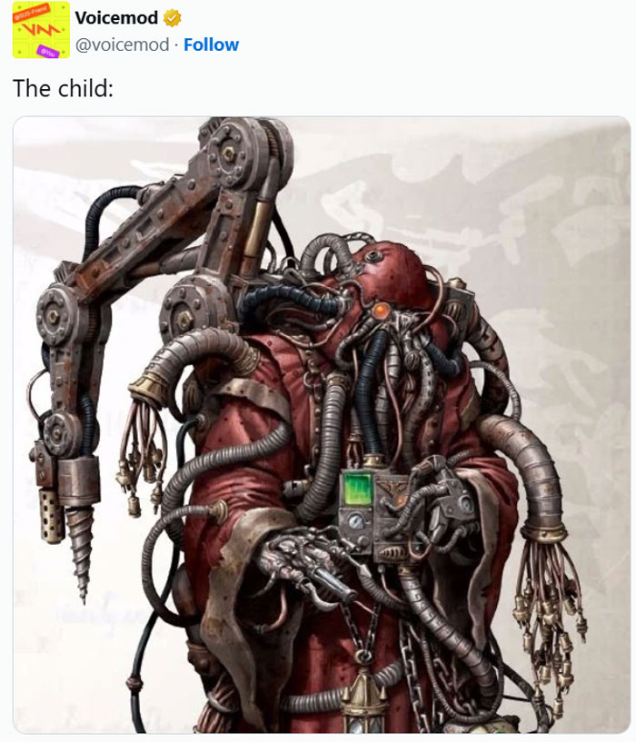 Tau Techno Mechanicus figure covered in tubes and mechanical arms, showcasing intricate cybernetic enhancements.