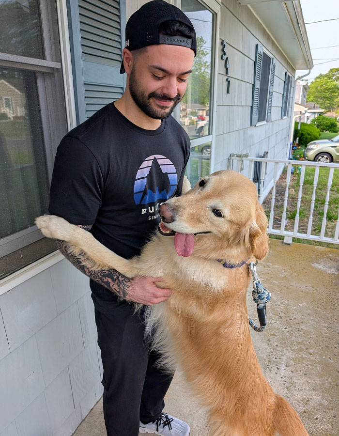 Sailor Returns Home From Service To Discover Family Gave His Dog Away&mdash;Then He Tracks Down The Pup