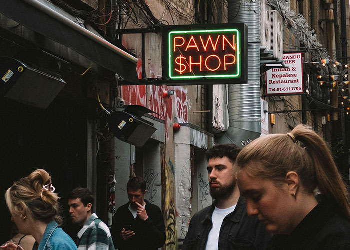 40 Times Security Cameras Captured Something People Didn’t Want Anyone To See