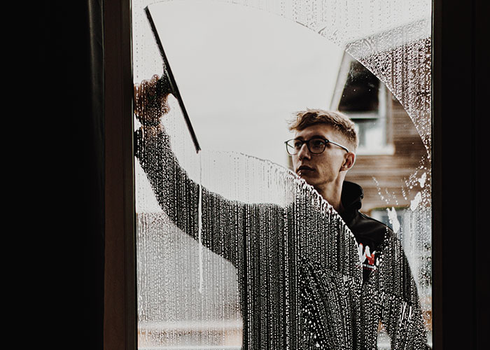 40 Times Security Cameras Captured Something People Didn’t Want Anyone To See