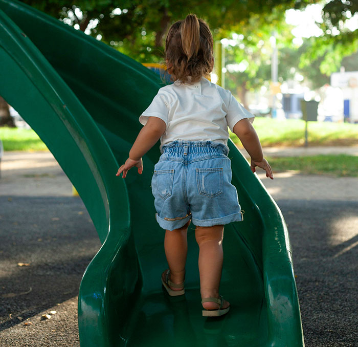 People Point Out 50 Popular Products With Design Flaws Everyone Has Just Learned To Accept