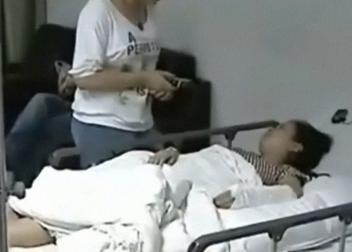 Woman Who Saved Little Girl Falling From 10th Floor Is Melting Hearts 14 Years Later