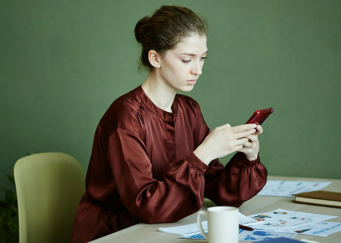 35 People Share The Most Unhinged Things Their Colleagues Did At Work