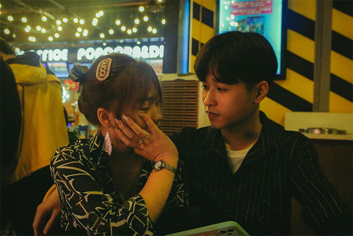 GF Attends BF's Surprise Party She Wasn't Invited To, Watches "Best Friend" Give Intimate Speech