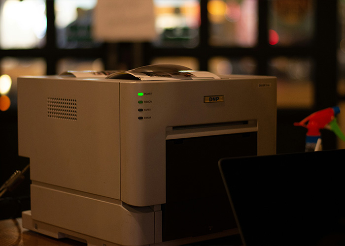 “Not Falling For Propaganda”: 40 People Swear By These Outdated Things They Refuse To Stop Using