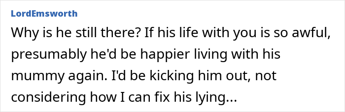 Comment discussing a woman discovering her husband&rsquo;s lying texts to his mother and questioning why he remains in the relationship.