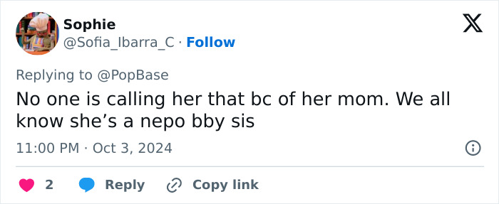 A social media comment discussing Billie Eilish fans buzzing about her being a nepo baby and her parents.