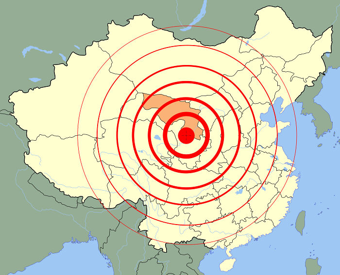 Map of China showing the epicenter and impact zones of a large natural disaster with concentric red circles.