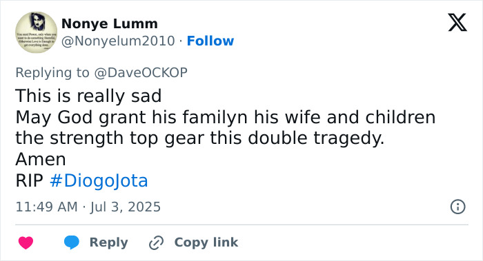Tweet expressing heartbreak over Diogo Jota's passing, offering prayers for his family during this tragic time.