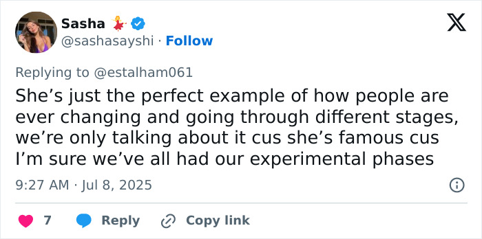 Tweet discussing JoJo Siwa's trad wife transformation and public reactions within the straight pop genre conversation.