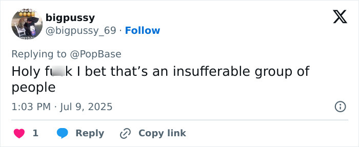 Screenshot of a tweet reacting to Olivia Rodrigo's caring gesture for her crew after a team member speaks out. Screenshot of a tweet reacting to Olivia Rodrigo's caring gesture for her crew after a team member speaks out.