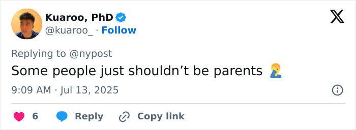 Twitter response from Kuaroo, PhD, commenting on OnlyFans star and parents funding her x-rated career.