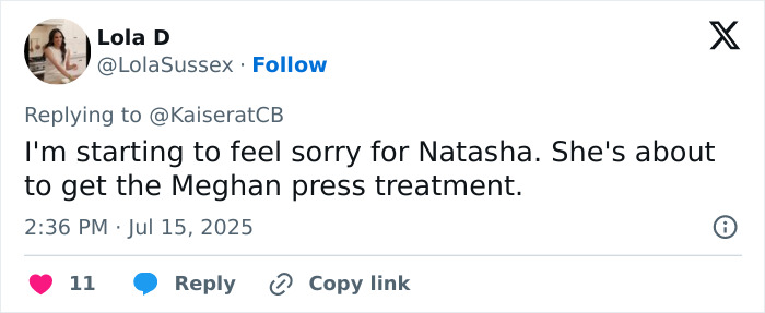 Tweet from Kate Middleton’s ex-assistant subtly referencing Meghan Markle and media treatment before stepping down. - 16