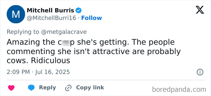 Tweet defending Jennifer Love Hewitt against body shaming after I Know What You Did Last Summer premiere.