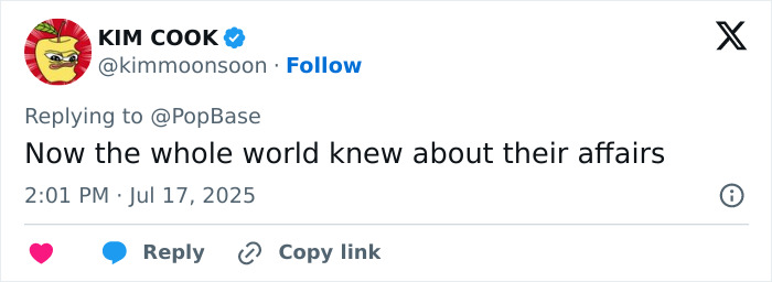 Coldplay Concert Cameraman Catches Couple Cheating On Their Partners During Show - 7